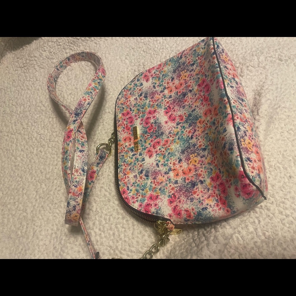 Steve Madden floral crossbody
